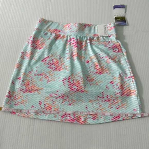 Pebble Beach Dry Luxe Performance Floral Skort Size XS NWT - Picture 10 of 12